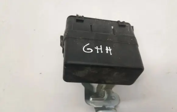 Nissan Qashqai Fuse module 24382AD100