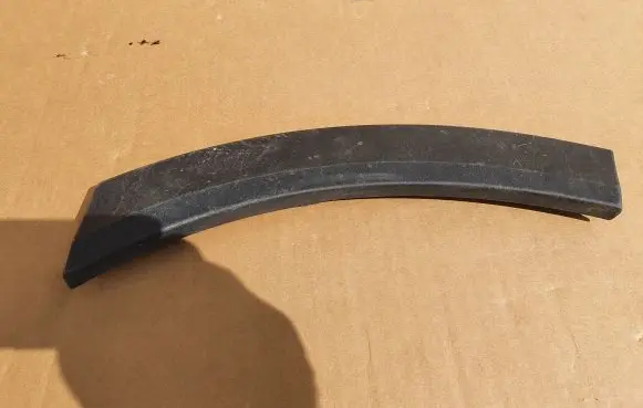 Skoda Octavia Mk4 Front bumper splitter molding 5E3853086