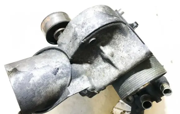 Honda CR-V Oil filter cover 