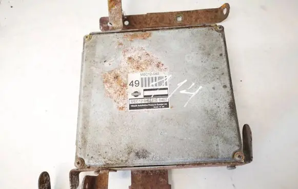 Nissan Almera N16 Engine control unit/module MEC12040