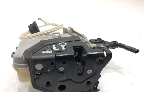 Audi Q7 4L Front door lock 3C1837015A