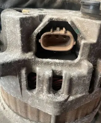 Renault Koleos I Generator/alternator 23100JG71A A3TJJG81