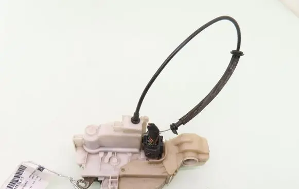 Alfa Romeo 159 Front door lock 50513056