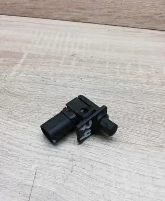 BMW 5 E39 Bonnet alarm switch sensor 8352229