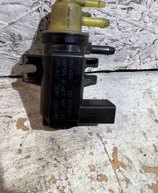 Volkswagen PASSAT B6 Turbo solenoid valve 1K0906627