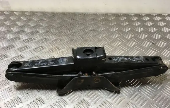 Ford Focus Lift Jack 