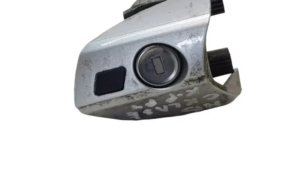 Mercedes-Benz C AMG W204 Front door lock (next to the handle) A2047600118 A2047500061