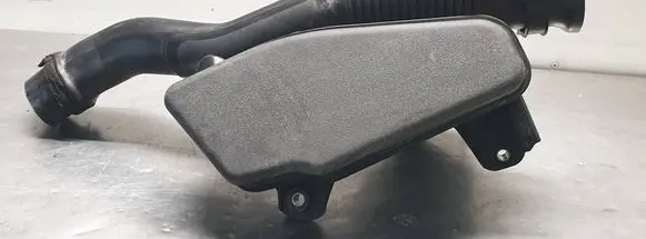 Intake resonator