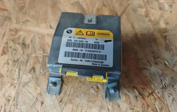 BMW 5 E60 E61 Airbag control unit/module 6953007