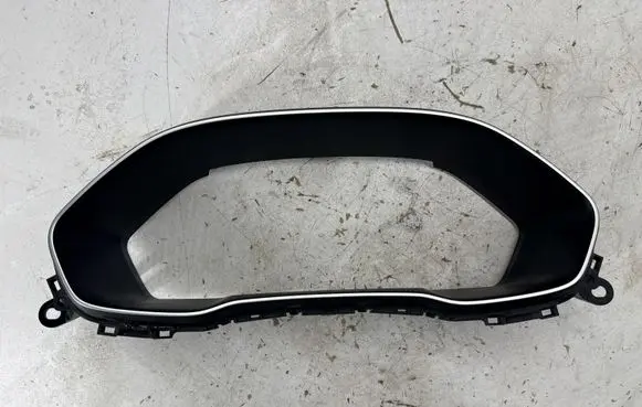 Audi Q3 F3 Dashboard trim 83A857115 83605001 06SK09