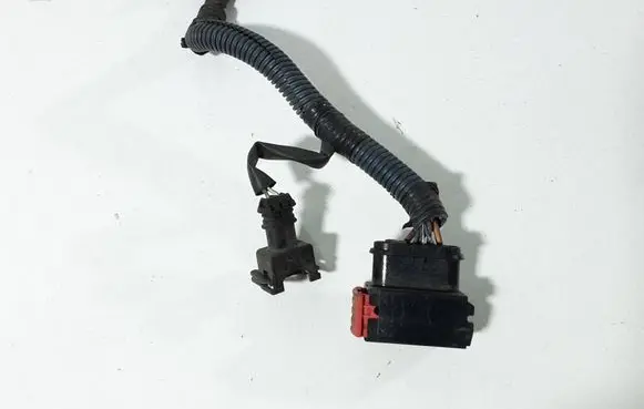 Toyota Corolla E120 E130 Headlight/headlamp wiring loom/harness 953482