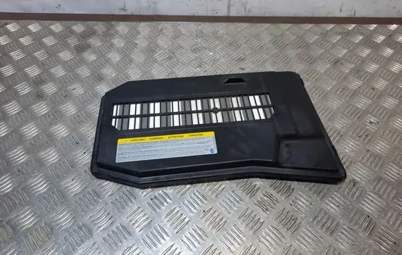 Porsche Cayenne (92A) Battery box tray cover/lid 7L0864643B