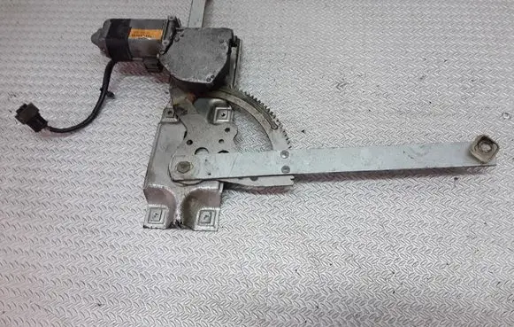 Land Rover Discovery Rear door window regulator with motor 0130821025