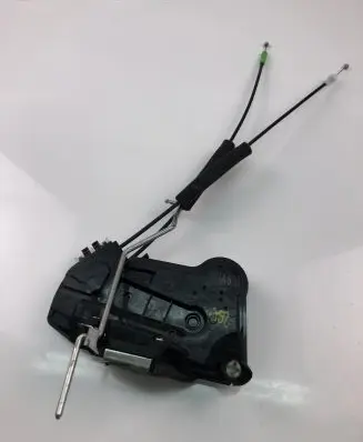 Toyota Auris E180 Coupe door lock (next to the handle) 00408095