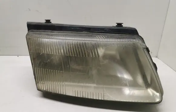 Volkswagen PASSAT B5 Headlight/headlamp 14742600