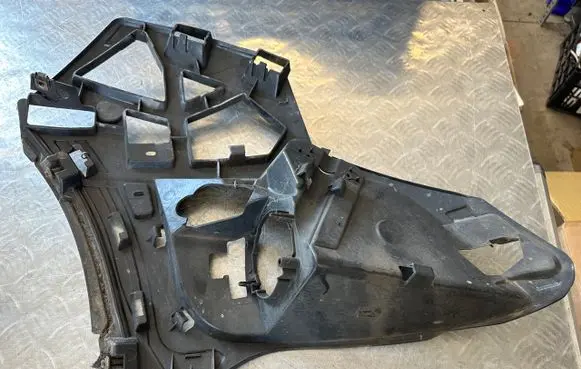 Renault Scenic III - Grand scenic III Front bumper mounting bracket