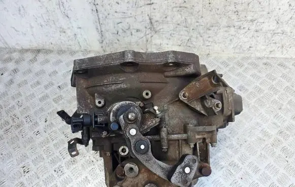 Opel Astra K Manual 6 speed gearbox 55575539