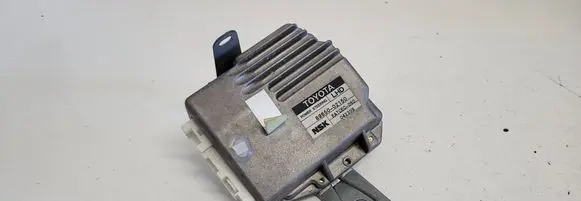 Toyota Corolla E120 E130 Power steering control unit/module 8965002150 EATCEC060 042309