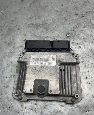 Skoda Fabia Mk2 (5J) Engine control unit/module 045906013AH 045906013AF 028101662