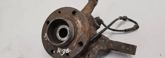 Renault Megane I Front wheel hub