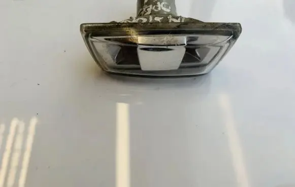 Opel Insignia A Front fender indicator light 13252455 13252456