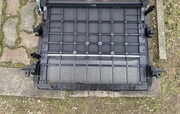 Skoda Enyaq iV Coolant radiator 1EA965501A