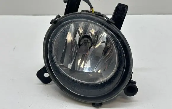 BMW 1 F20 F21 Front fog light 7248911 7200100000