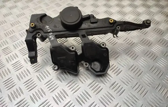 Nissan Qashqai Oil breather separator 8200673395