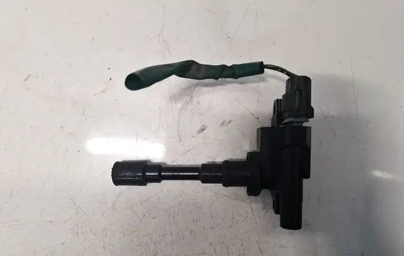 Suzuki Swift I High voltage ignition coil 358000391