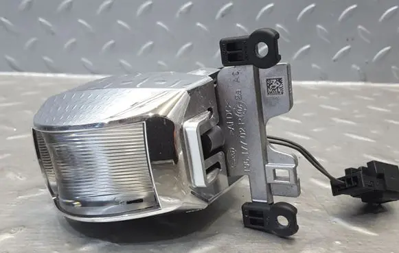 Audi A6 S6 C7 4G Headlight/headlamp bulb 19617702R 19776702