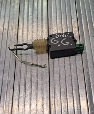 Audi A4 S4 B5 8D Central locking motor 8D9962115A 406204247