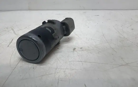BMW 5 E60 E61 Parking PDC sensor 688028