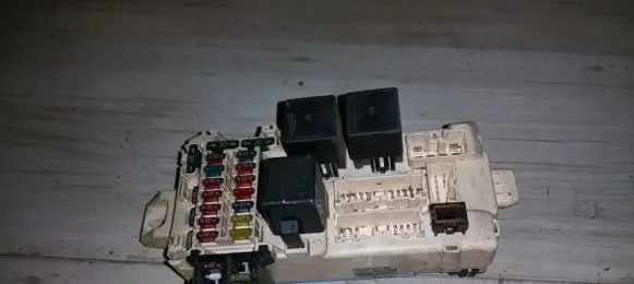 Mitsubishi Galant Fuse box set mr24316 8519kt0k