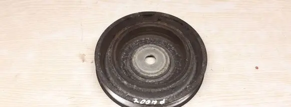 Peugeot 4007 Crankshaft pulley