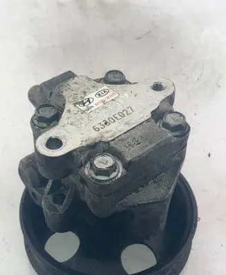 Hyundai Tucson JM Power steering pump 571002E200 6330E027
