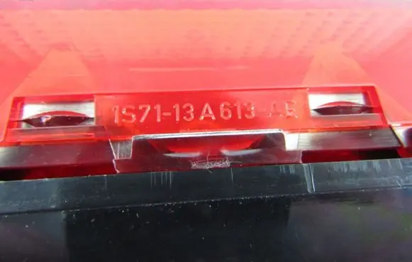Ford Mondeo Mk III Third/center stoplight 1S7113A613AE