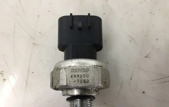 Air conditioning (A/C) pressure sensor