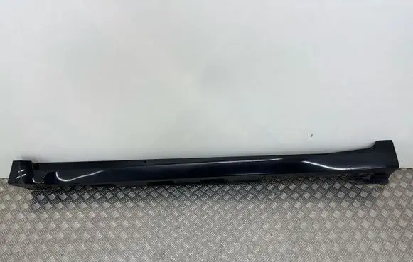 Toyota Avensis T270 Sill 7586005010