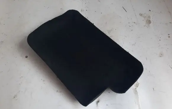 Volkswagen Routan Panel drawer/shelf pad 