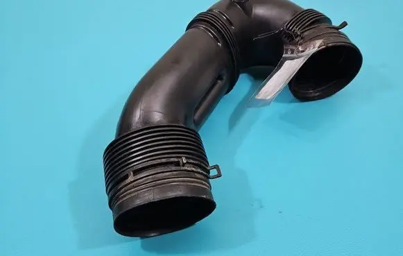 Audi Q7 4L Intercooler hose/pipe 7L0129684B IMPRK1498964