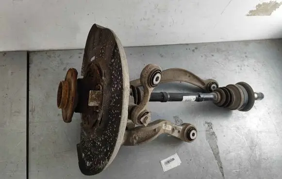 BMW 7 F01 F02 F03 F04 Rear wheel hub spindle/knuckle 33207613141 7613141