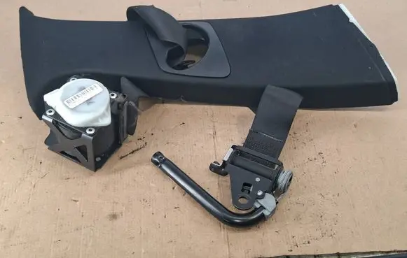 BMW X5 E70 Front seatbelt S2716104606N 07B185IP00398 716104606