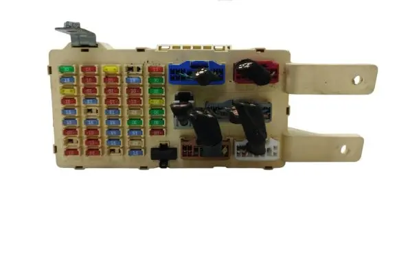Hyundai Santa Fe Fuse module 919502B210 1007205001