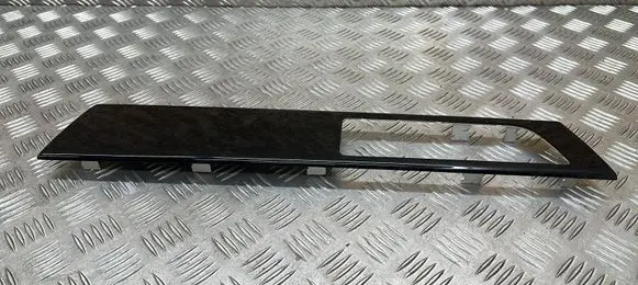 Land Rover Discovery 4 - LR4 Front door trim bar AH22F05H16