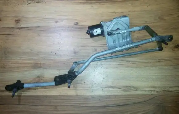 Renault Scenic II - Grand scenic II Front wiper linkage and motor