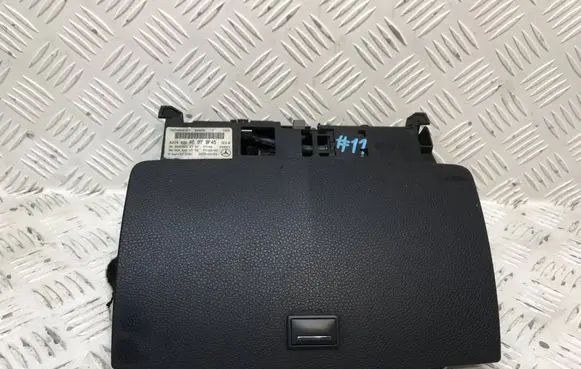 Mercedes-Benz C W204 Screen/display/small screen A2048204697 2048204797 2044421006
