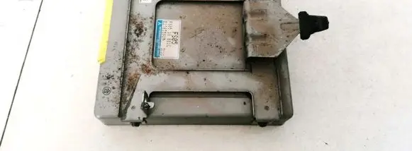 Mazda 626 Engine control unit/module E2T03591M FS05