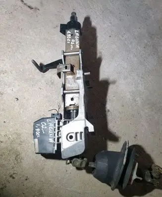 Renault Laguna II Steering wheel axle 8200020613