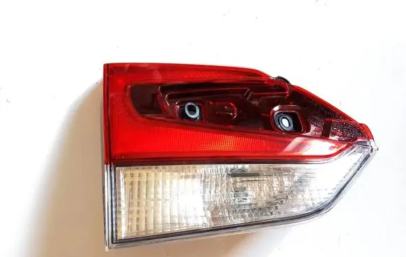 Subaru Forester SK Tailgate rear/tail lights 84251SJ010