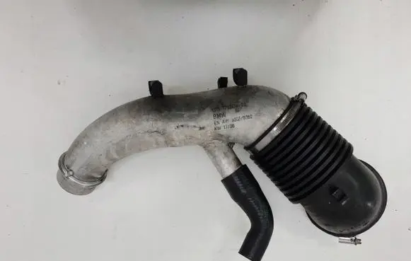 BMW 5 E60 E61 Intercooler hose/pipe